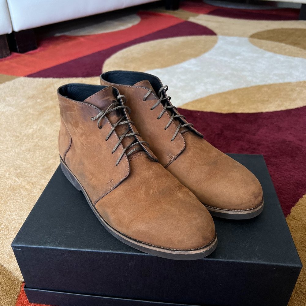 Nisolo Chukka Boots in Oak Mens Size 10.5